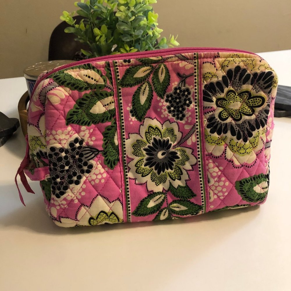 Vera Bradley Makeup Bag